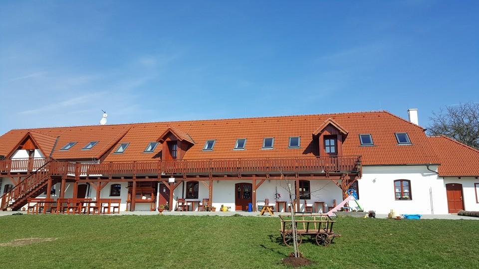 Penzion U Farmare Chotoviny Экстерьер фото
